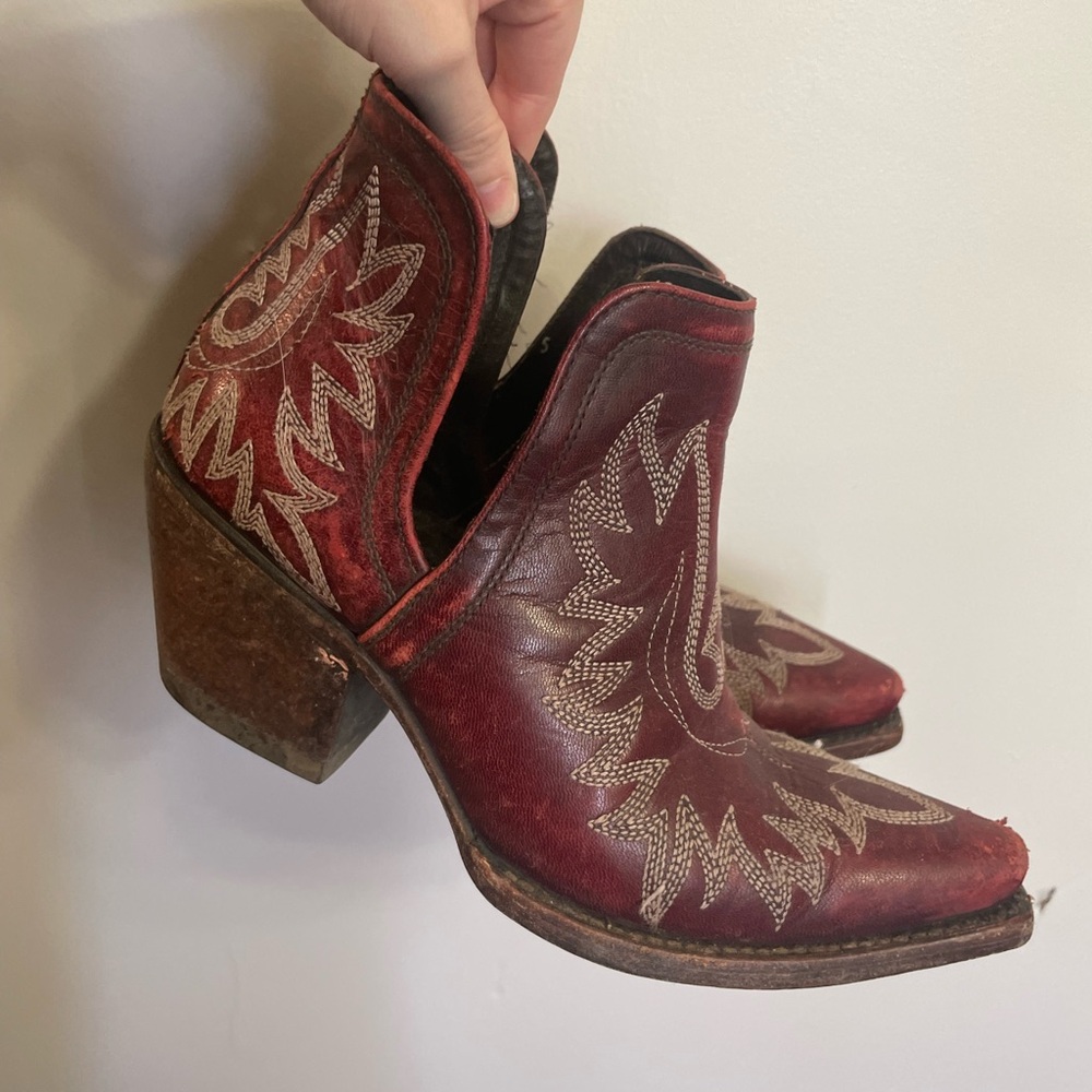 Ariat Dixon Booties